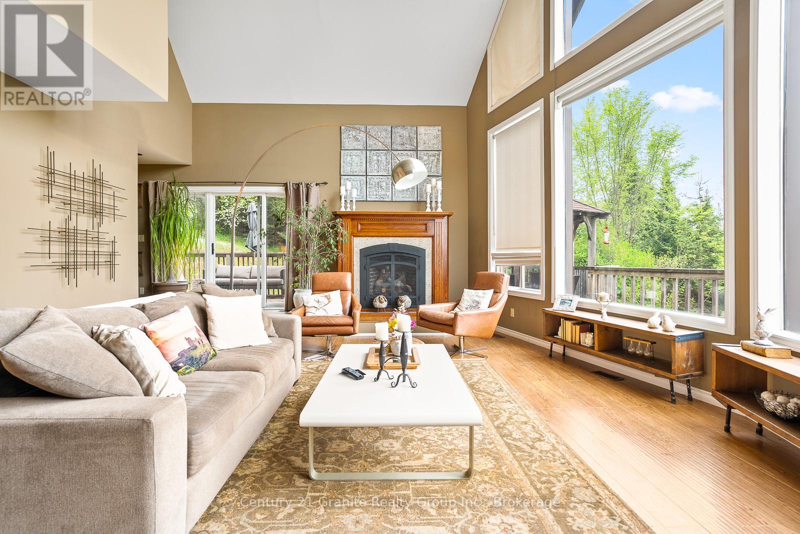 53 South Mountain Road, Kawartha Lakes, Ontario  K0M 2B0 - Photo 6 - X12019947