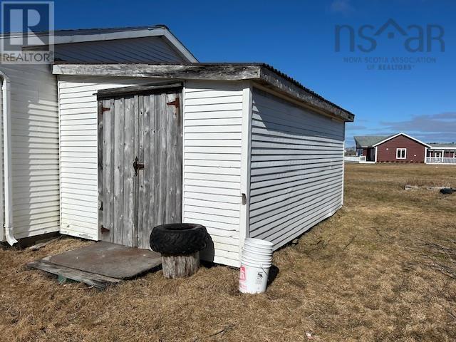 403 Shore Road, Lower L'ardoise, Nova Scotia  B0E 1W0 - Photo 11 - 202504920