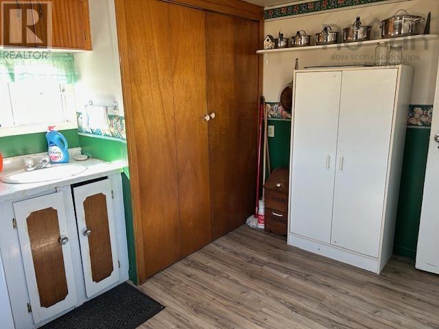 403 Shore Road, Lower L'ardoise, Nova Scotia  B0E 1W0 - Photo 28 - 202504920