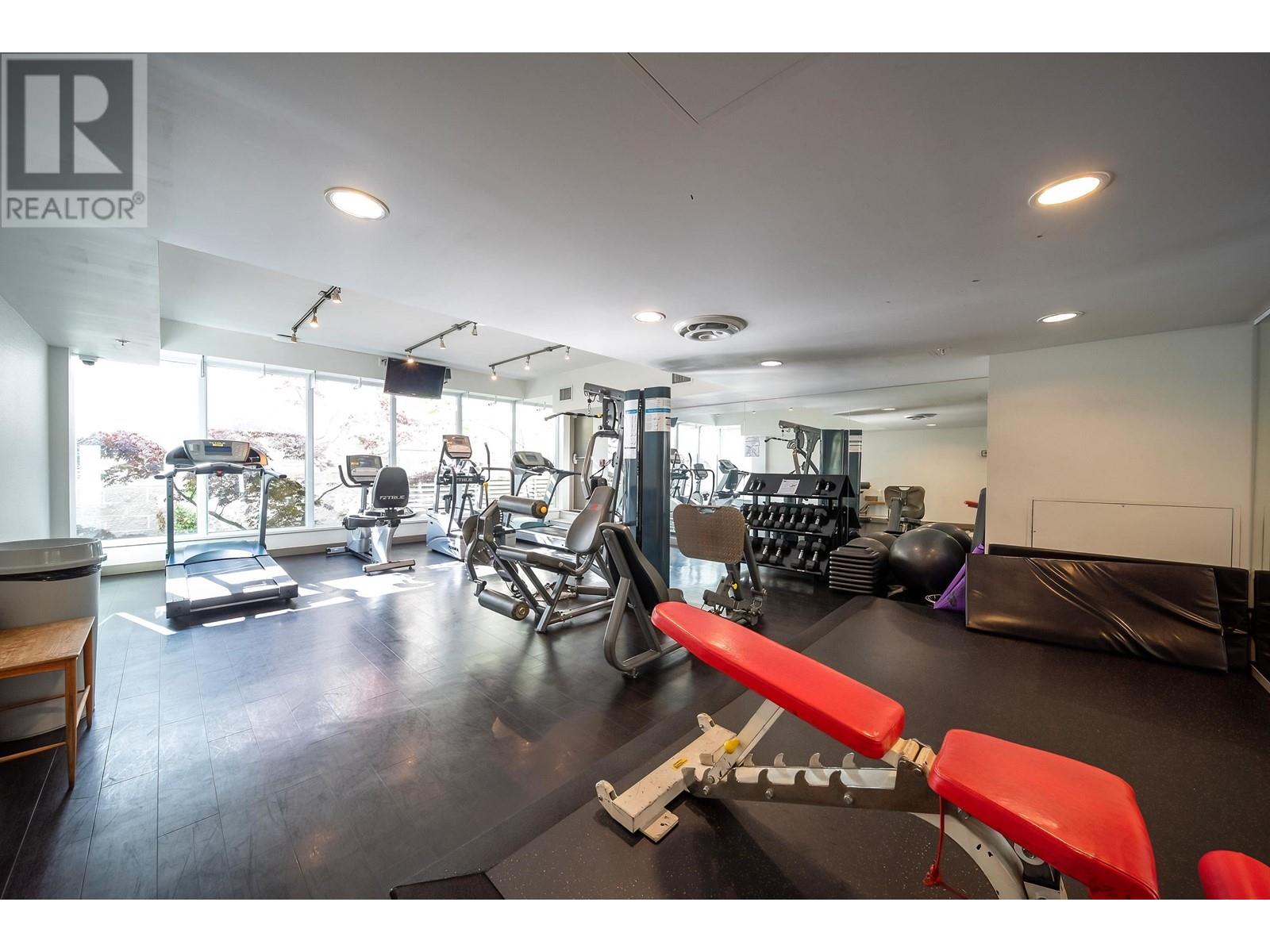 Listing Picture 26 of 35 : 1201 8033 SABA ROAD, Richmond / 烈治文 - 魯藝地產 Yvonne Lu Group - MLS Medallion Club Member