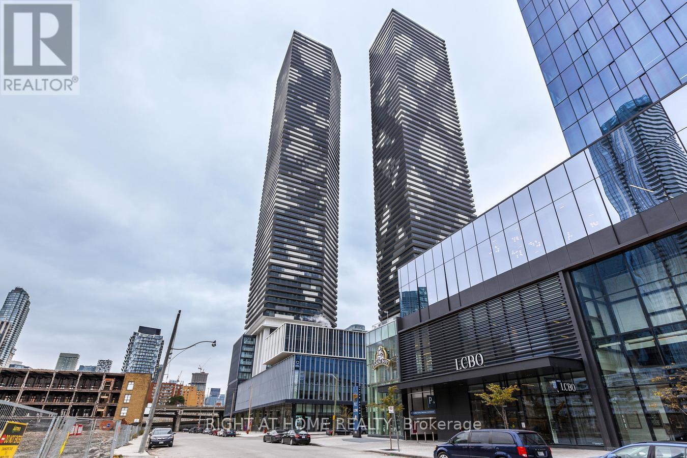 2808 - 55 Cooper Street, Toronto, Ontario  M5E 0G1 - Photo 1 - C12019918