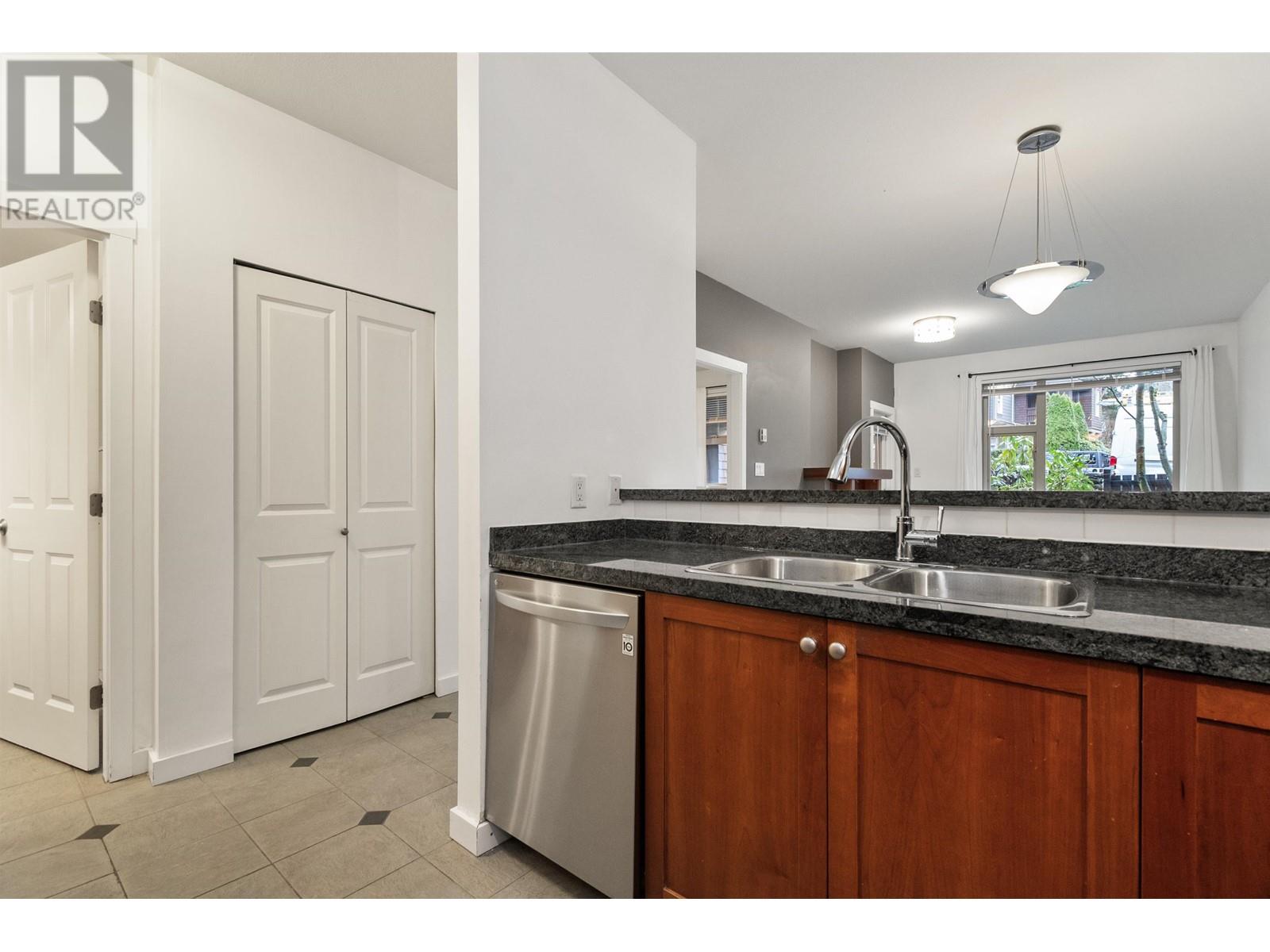 109 675 Park Crescent, New Westminster, British Columbia  V3L 5W4 - Photo 8 - R2977877