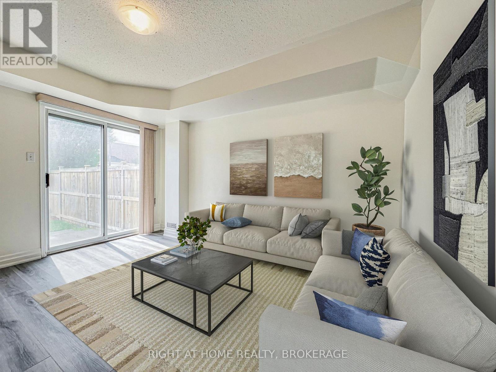 Property at 38 - 6830 MEADOWVALE TOWN CENTRE CIRCLE image 4