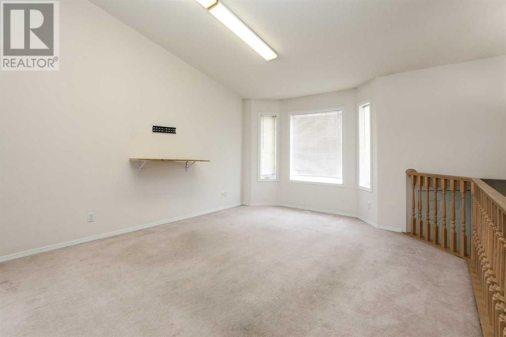 31 Fairmont Gate S, Lethbridge, Alberta  T1K 7M7 - Photo 4 - A2168072