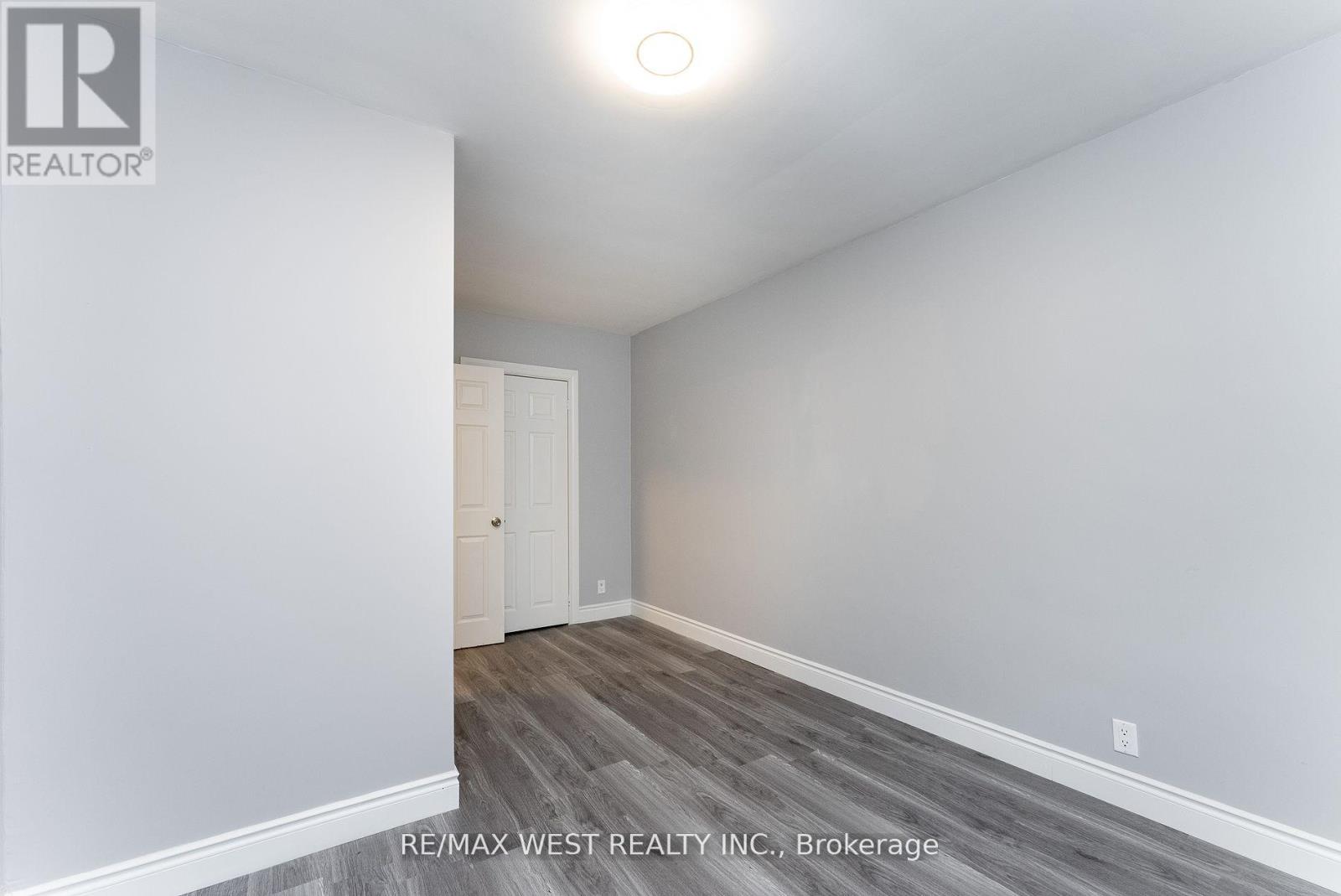 Upper - 368 Fountain Street, Cambridge, Ontario  N3H 1J3 - Photo 21 - X12019873