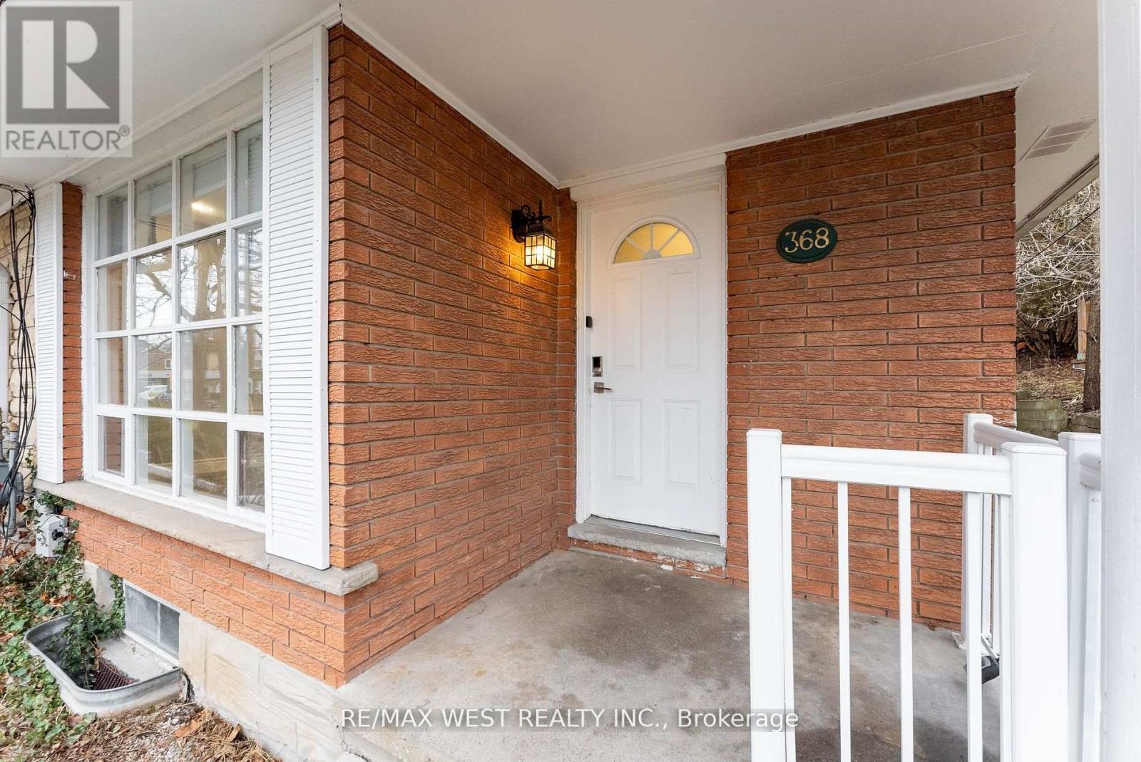 Upper - 368 Fountain Street, Cambridge, Ontario  N3H 1J3 - Photo 3 - X12019873