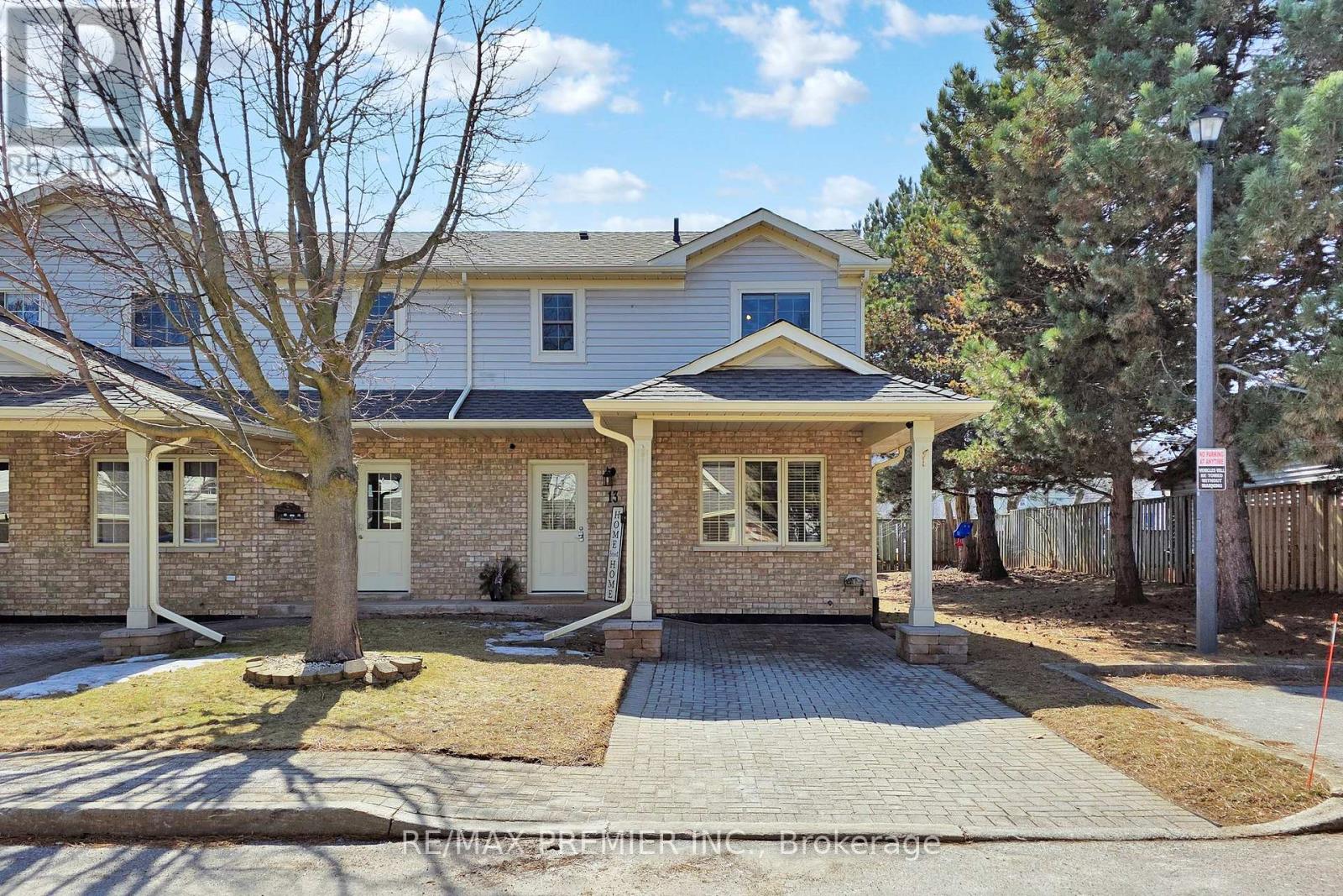 Property at 13 - 9 WENTWORTH DRIVE image 2