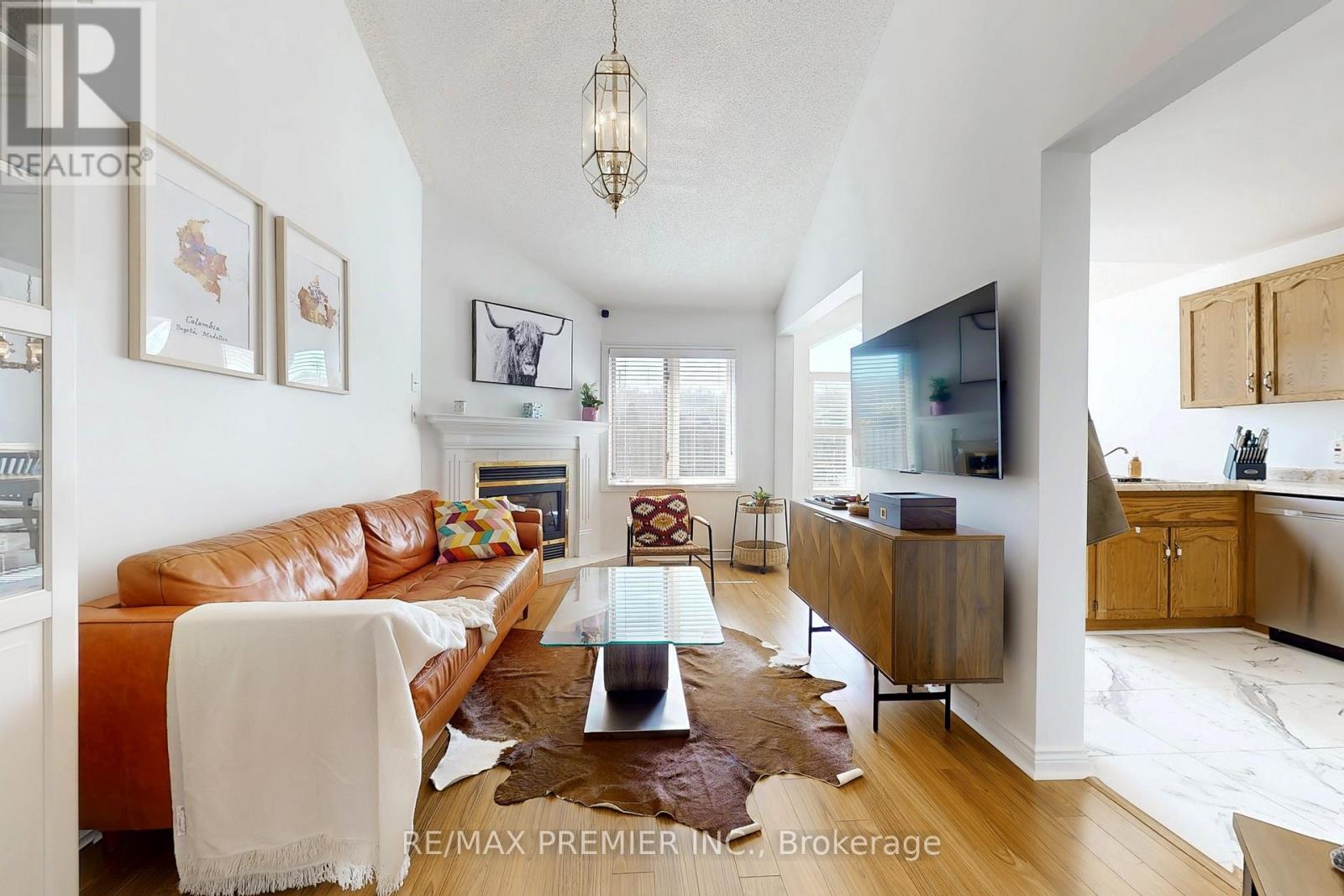Property at 13 - 9 WENTWORTH DRIVE image 5
