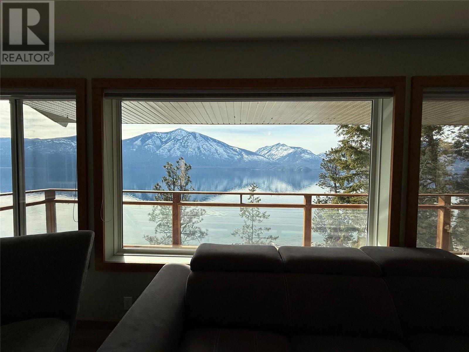 9703 3a Highway, Kuskanook, British Columbia  V0B 1A1 - Photo 7 - 10338461