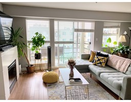 320 15745 CROYDON DRIVE, Surrey, British Columbia