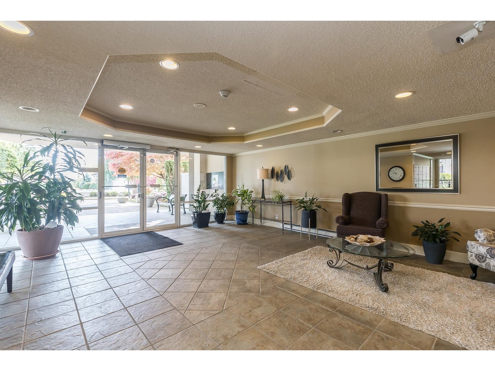 Property at 904 3150 GLADWIN ROAD image 4