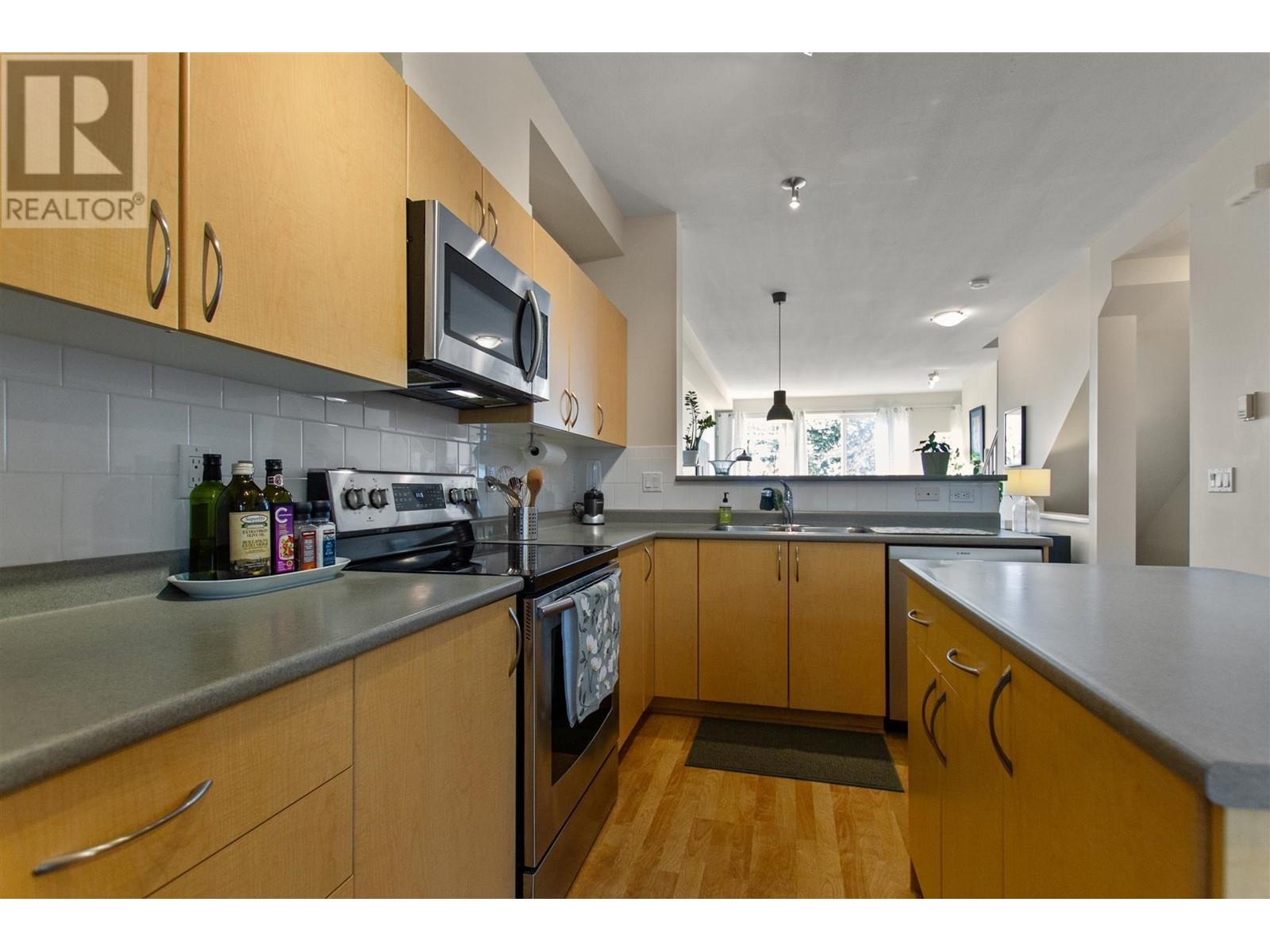 35 15 Forest Park Way, Port Moody, British Columbia  V3H 5G7 - Photo 12 - R2977926