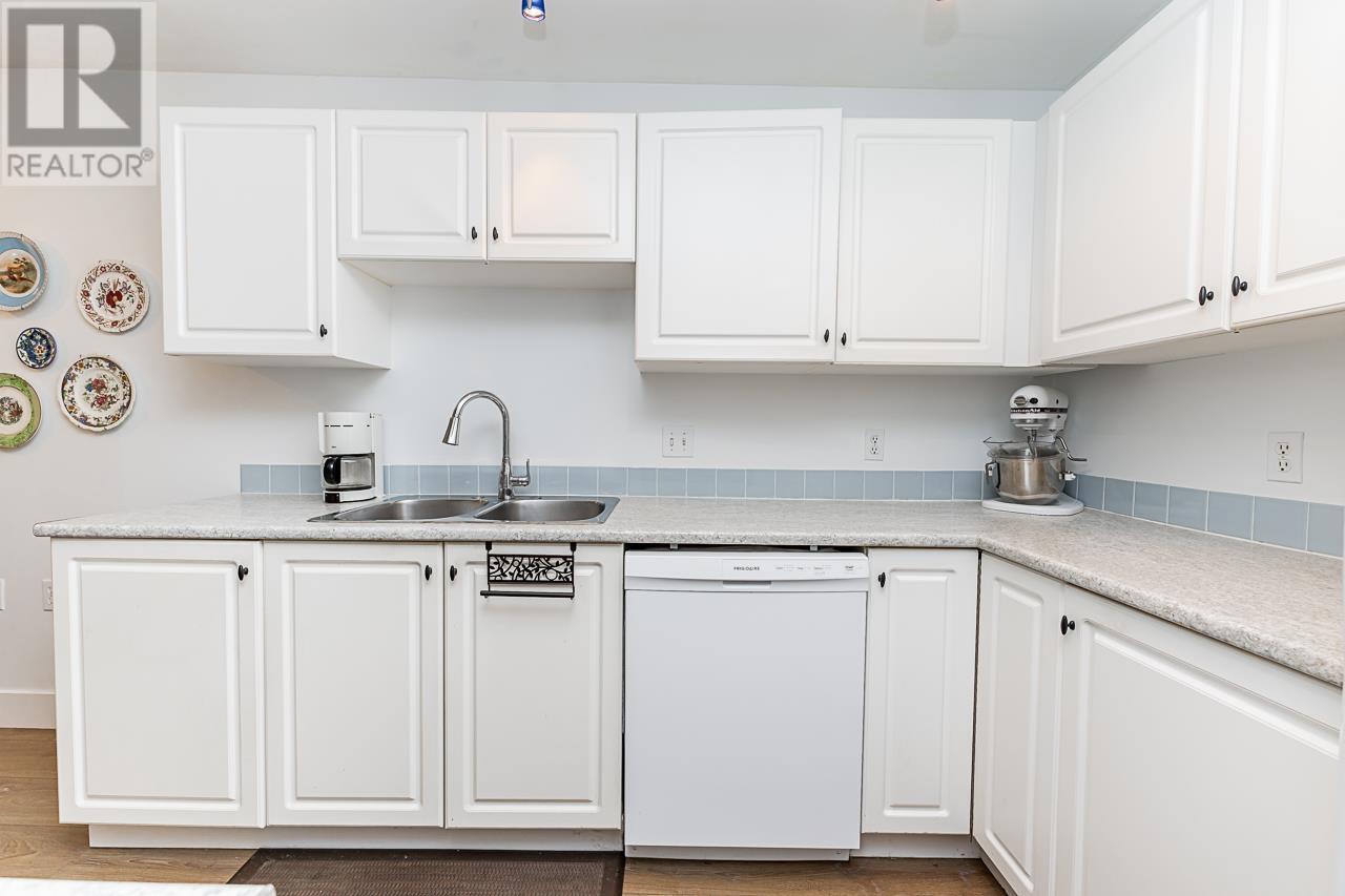 405 102 Begin Street, Coquitlam, British Columbia  V3K 4V2 - Photo 14 - R2977958