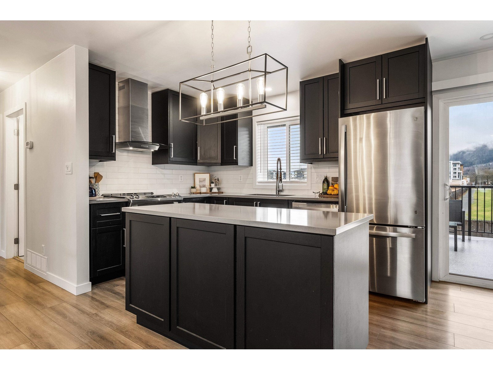 5872 Clover Drive, Vedder Crossing, Chilliwack, British Columbia  V2R 1B8 - Photo 5 - R2975633