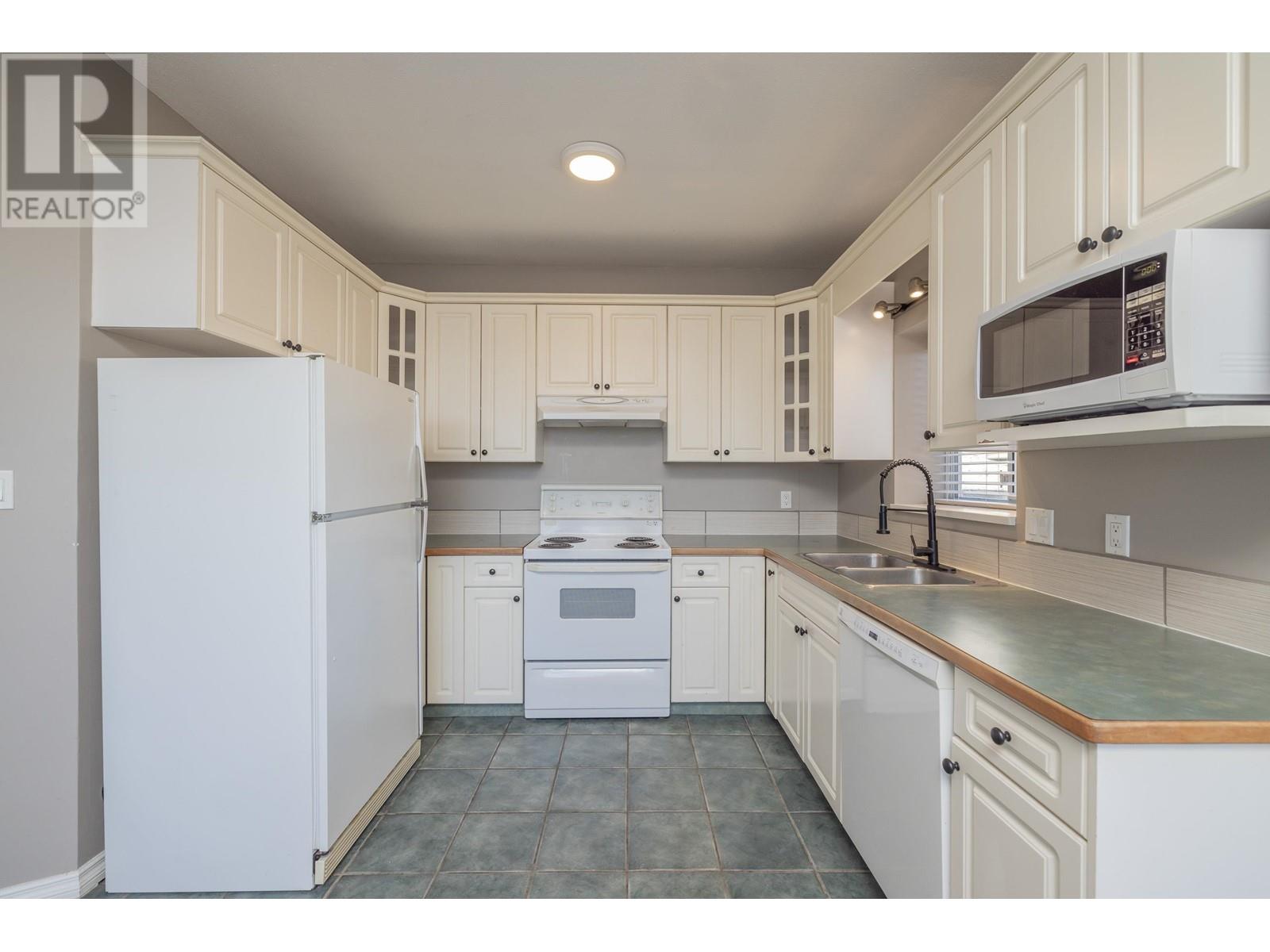 319 Casey Street, Coquitlam, British Columbia  V3K 4X4 - Photo 19 - R2977930