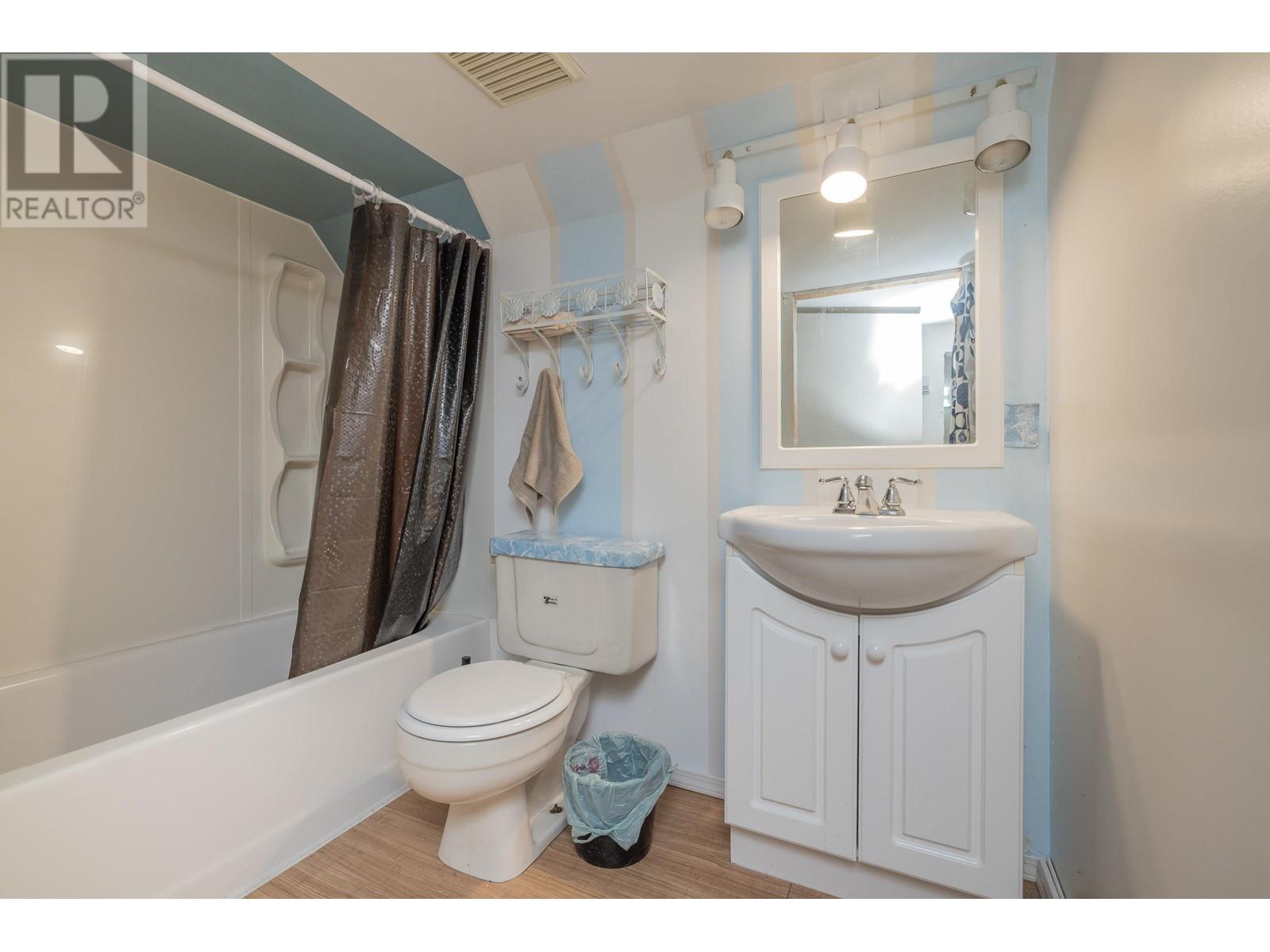 319 Casey Street, Coquitlam, British Columbia  V3K 4X4 - Photo 30 - R2977930