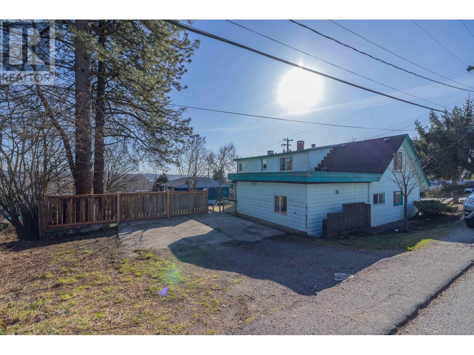 319 Casey Street, Coquitlam, British Columbia  V3K 4X4 - Photo 40 - R2977930