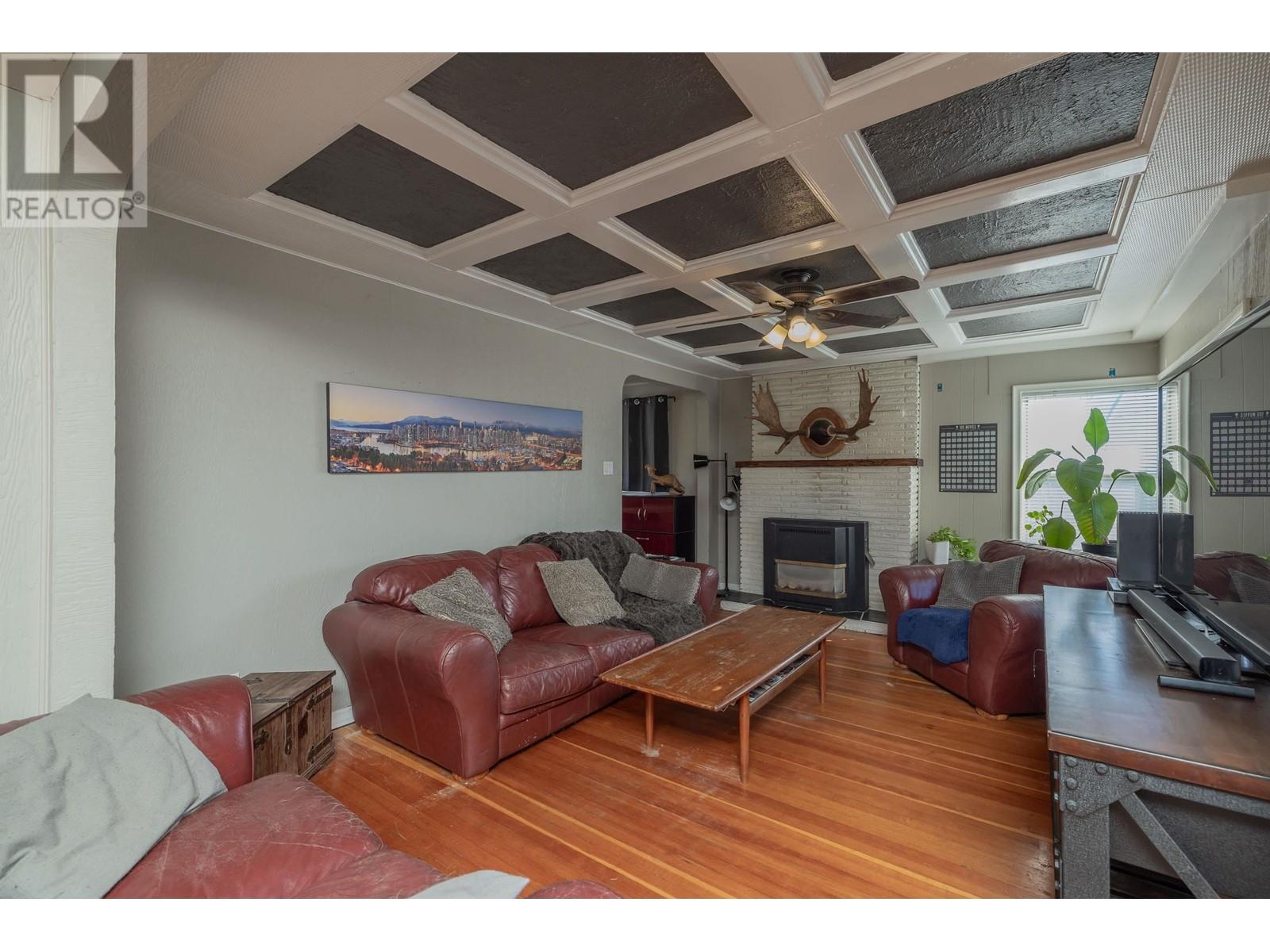 319 Casey Street, Coquitlam, British Columbia  V3K 4X4 - Photo 7 - R2977930