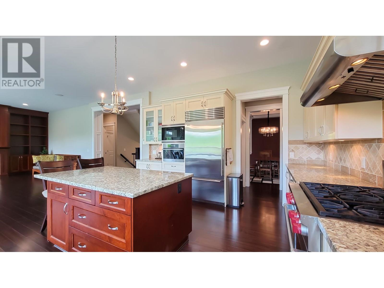 3362 Scotch Pine Avenue, Coquitlam, British Columbia  V3E 0C4 - Photo 8 - R2977952