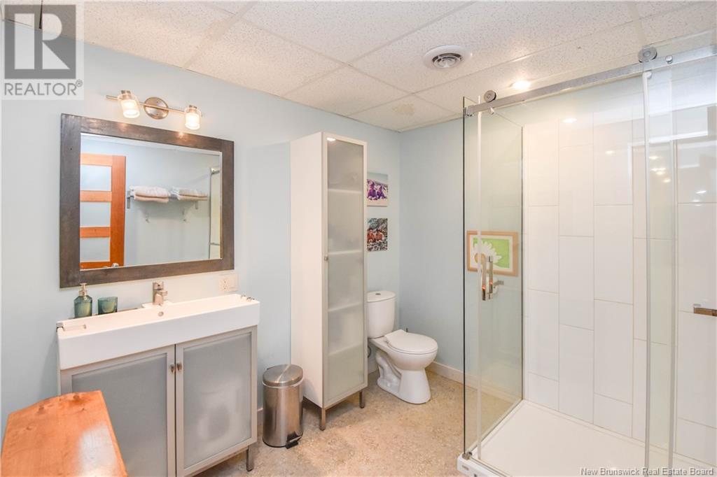 287 Rue De L'ile Street, Caraquet, New Brunswick  E1W 1B5 - Photo 37 - NB114107