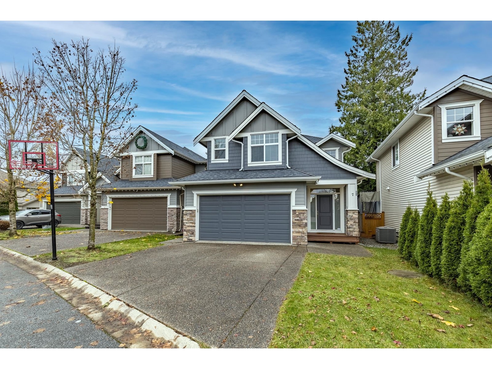 Property at 7 21267 83A AVENUE image 2