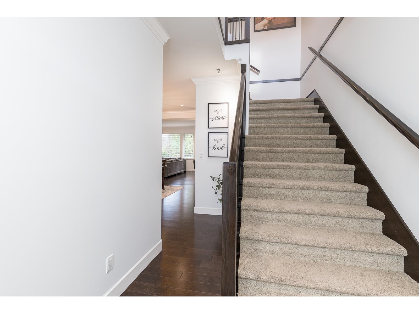 Property at 7 21267 83A AVENUE image 4