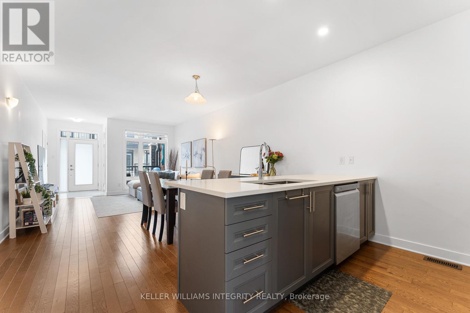 505 CRESCENDO PRIVATE Ottawa