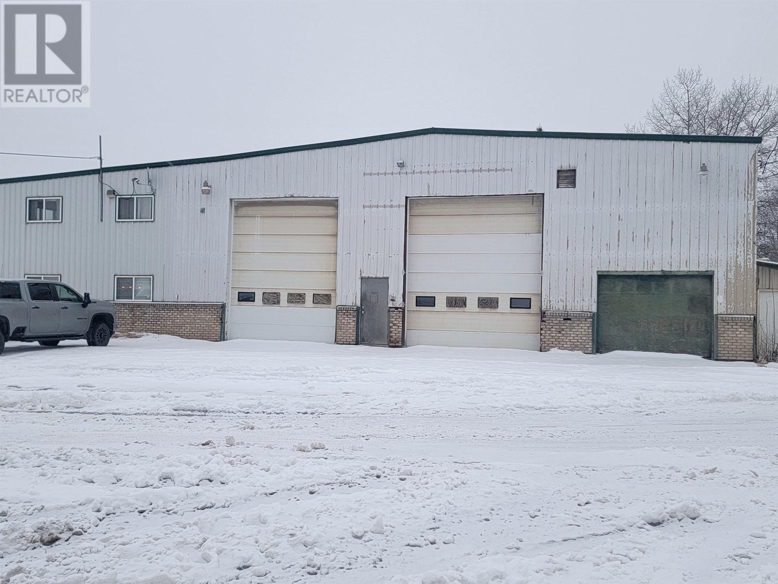 233 E 2ND AVENUE, Fort St. James, British Columbia
