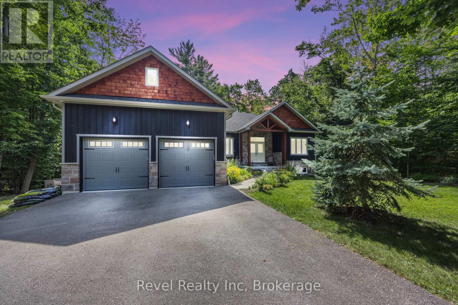 80 FOREST CIRCLE, Tiny, Ontario