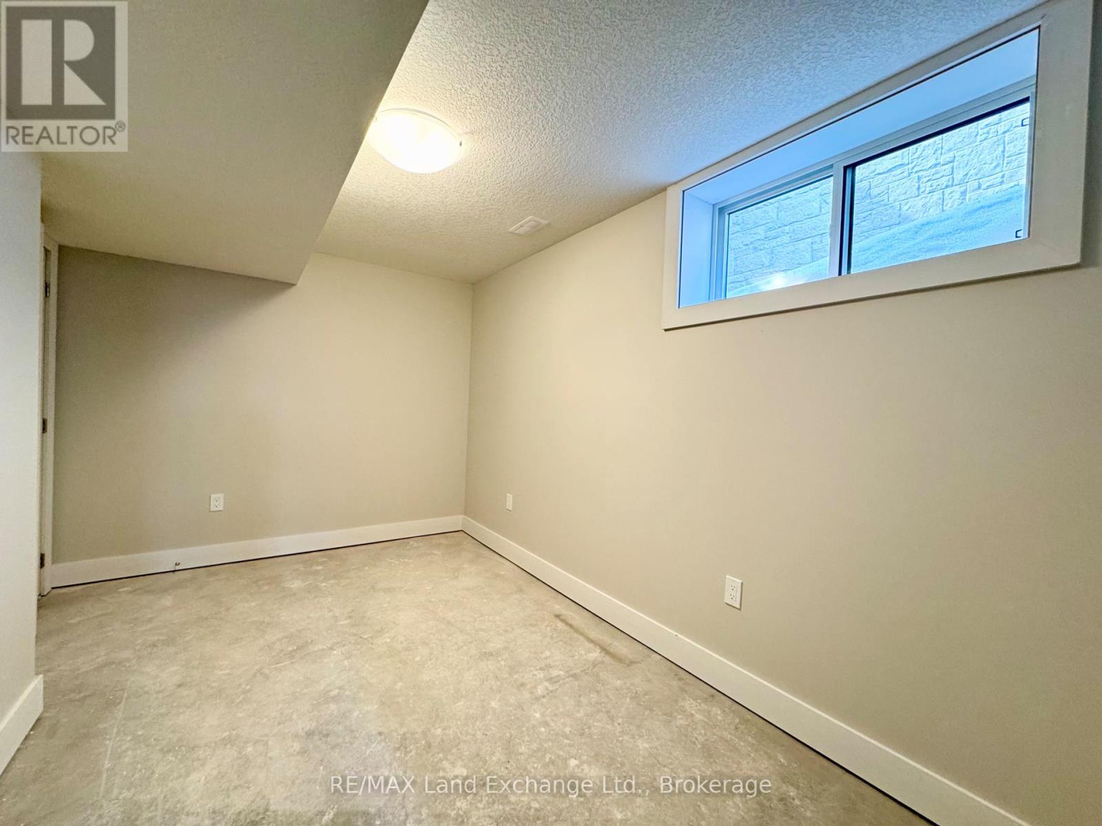 459 Ivings Drive, Saugeen Shores, Ontario  N0H 2C3 - Photo 13 - X11910336