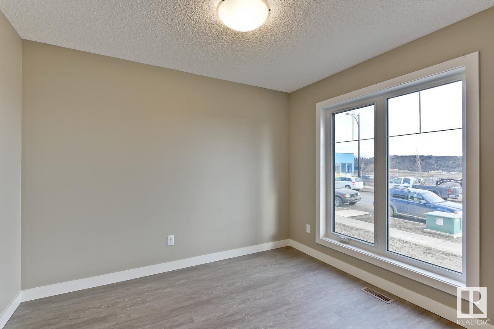 5112 22 Av Sw, Edmonton, Alberta  T6X 2H7 - Photo 4 - E4425766