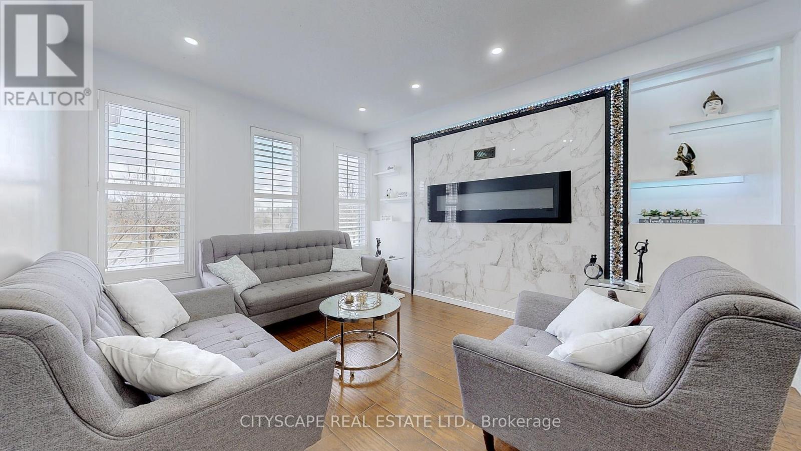 Property at 2026 BRIDLE ROAD image 3