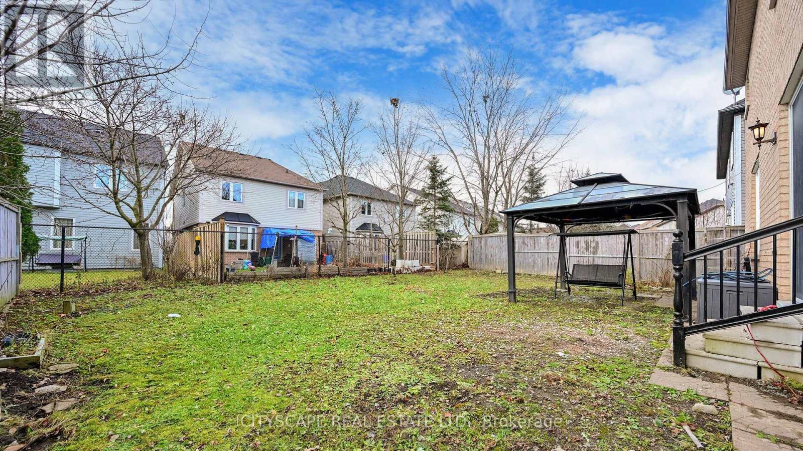 2026 Bridle Road, Oshawa, Ontario  L1L 0A5 - Photo 34 - E12020136