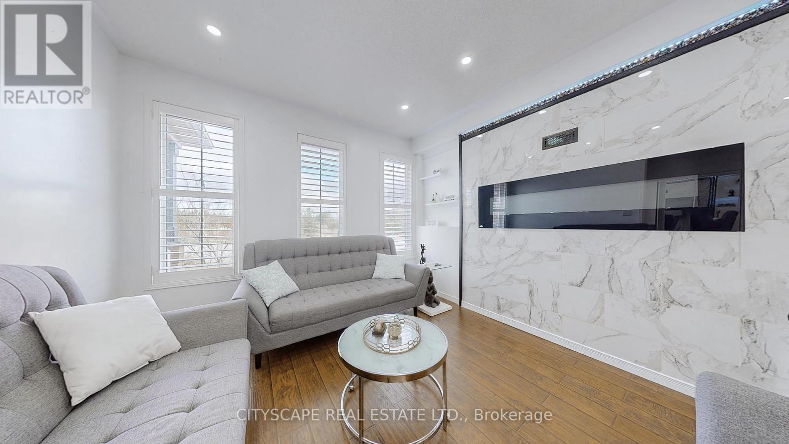 Property at 2026 BRIDLE ROAD image 4