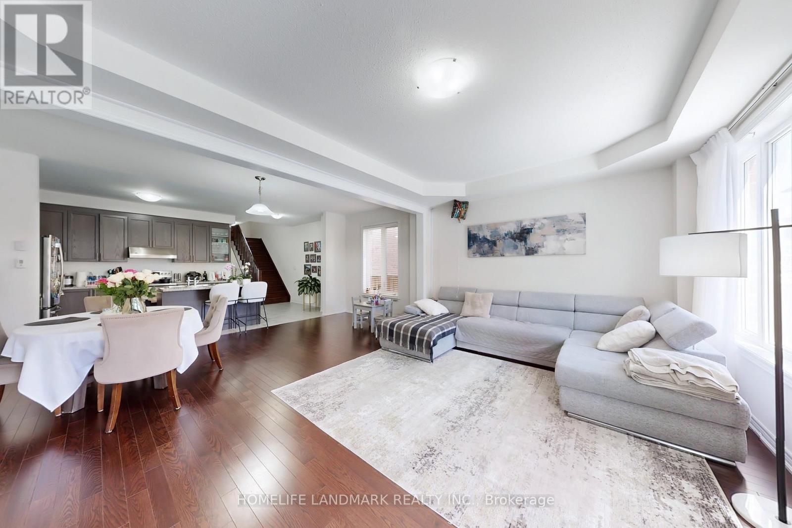 Property at 390 CHOUINARD WAY image 4