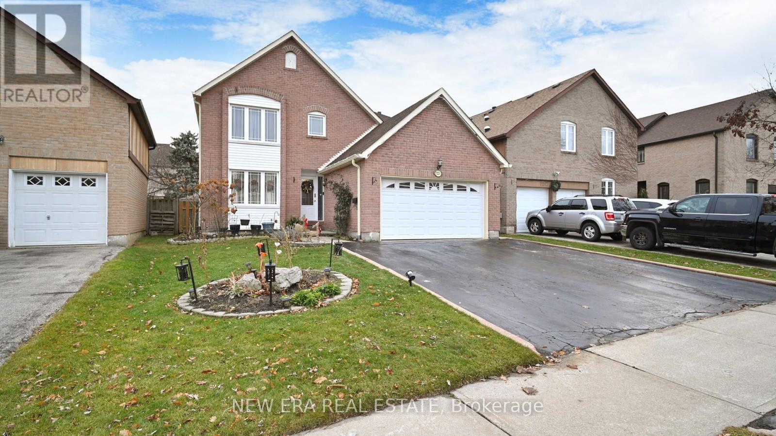 7221 Danton Promenade, Mississauga (Meadowvale), Ontario  L5N 5C5 - Photo 2 - W12020163