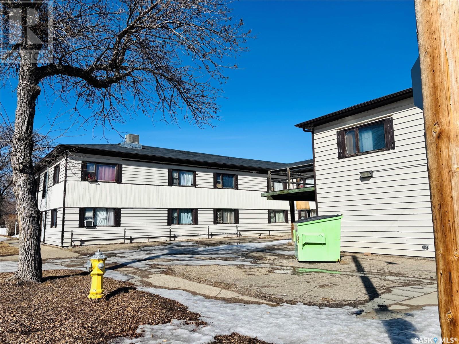 1401 2nd Street, Estevan, Saskatchewan  S4A 0M5 - Photo 3 - SK998923