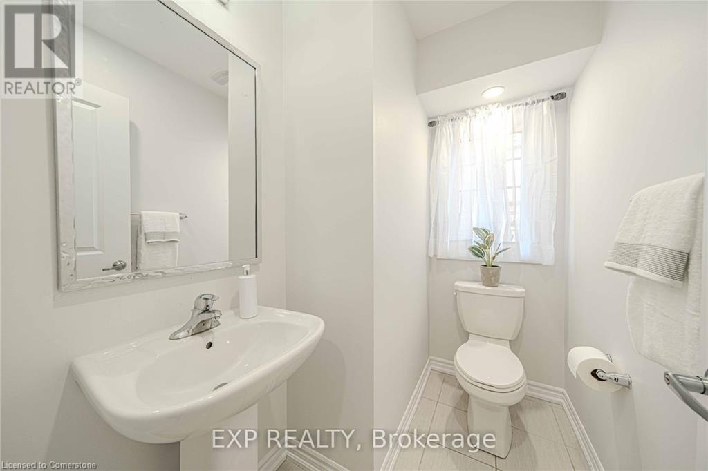 2500 Hill Rise Court Unit# 10, Oshawa, Ontario  L1L 0M6 - Photo 8 - 40706691