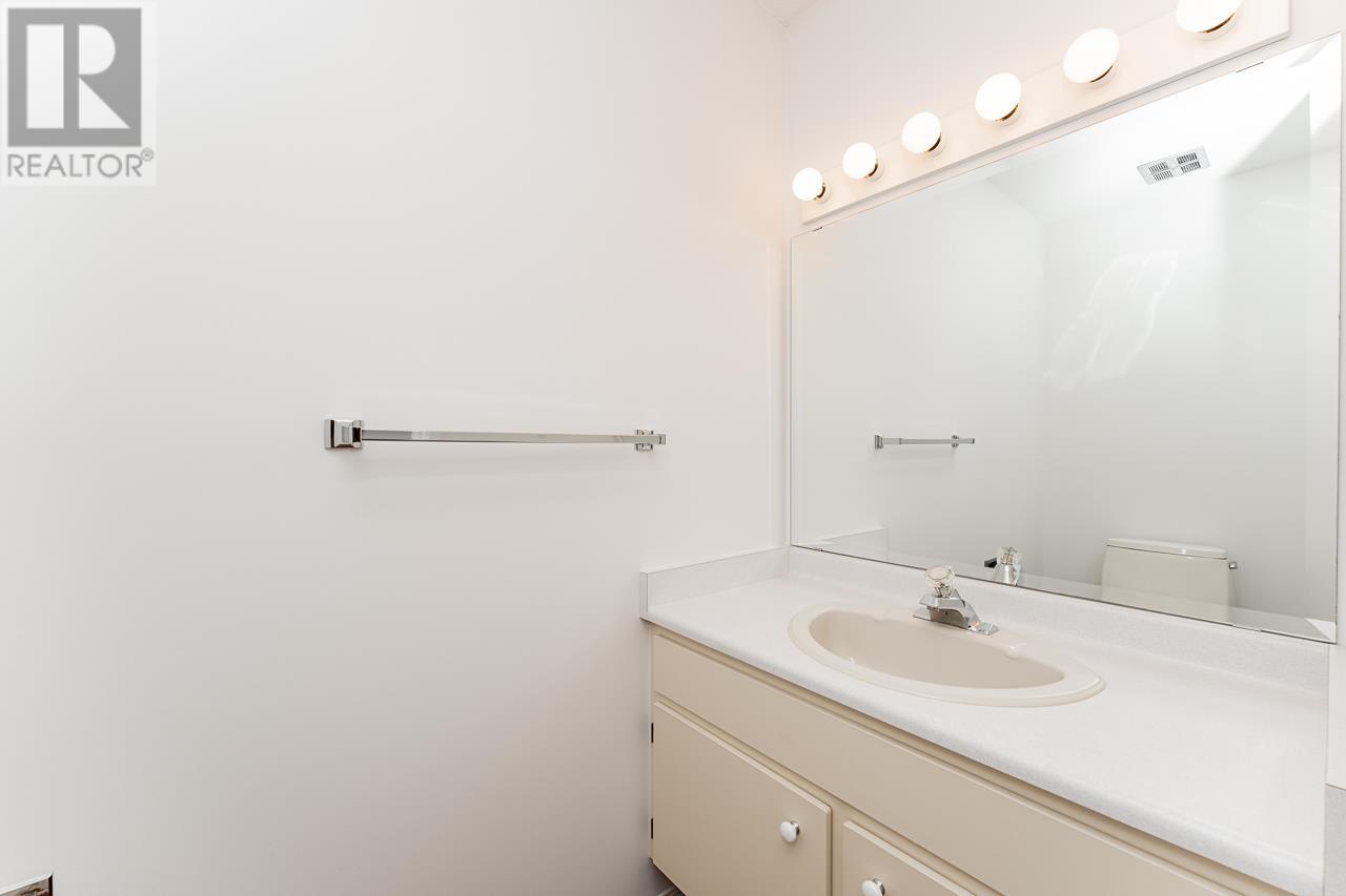 7319 Coronado Drive, Burnaby, British Columbia  V5A 1P9 - Photo 17 - R2977197