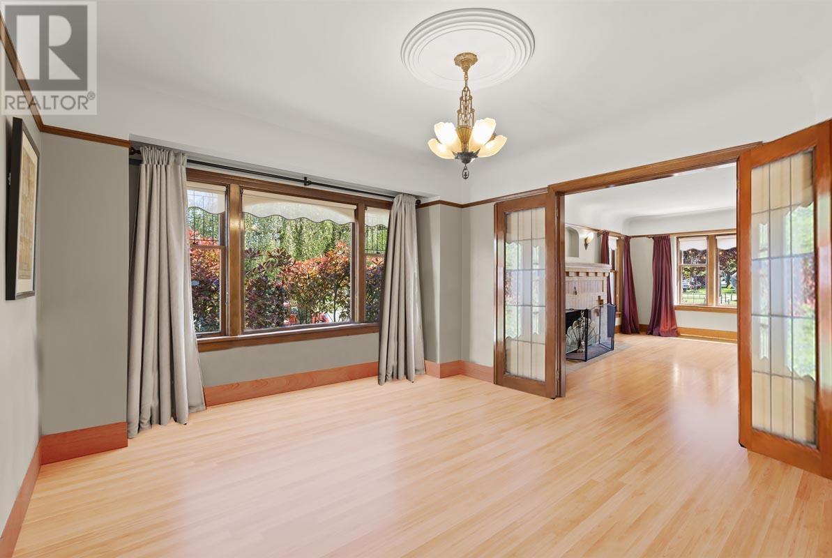 501 Seventh Avenue, New Westminster, British Columbia  V3L 1W8 - Photo 6 - R2974689