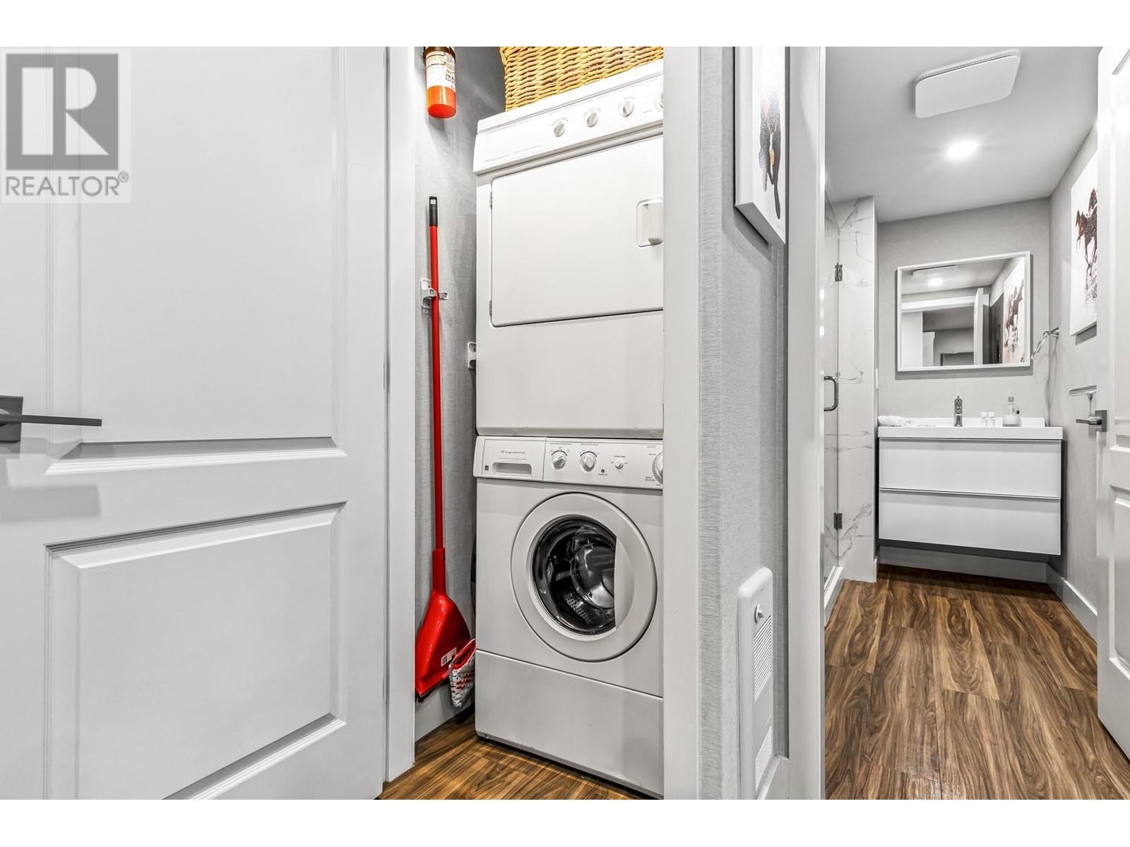 501 Seventh Avenue, New Westminster, British Columbia  V3L 1W8 - Photo 33 - R2974689