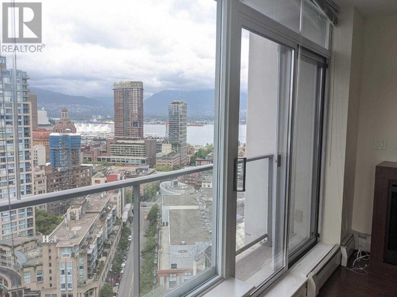 Listing Picture 10 of 22 : 3206 688 ABBOTT STREET, Vancouver / 溫哥華 - 魯藝地產 Yvonne Lu Group - MLS Medallion Club Member