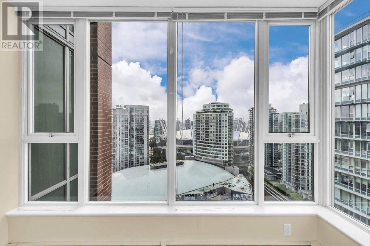 Listing Picture 12 of 22 : 3206 688 ABBOTT STREET, Vancouver / 溫哥華 - 魯藝地產 Yvonne Lu Group - MLS Medallion Club Member