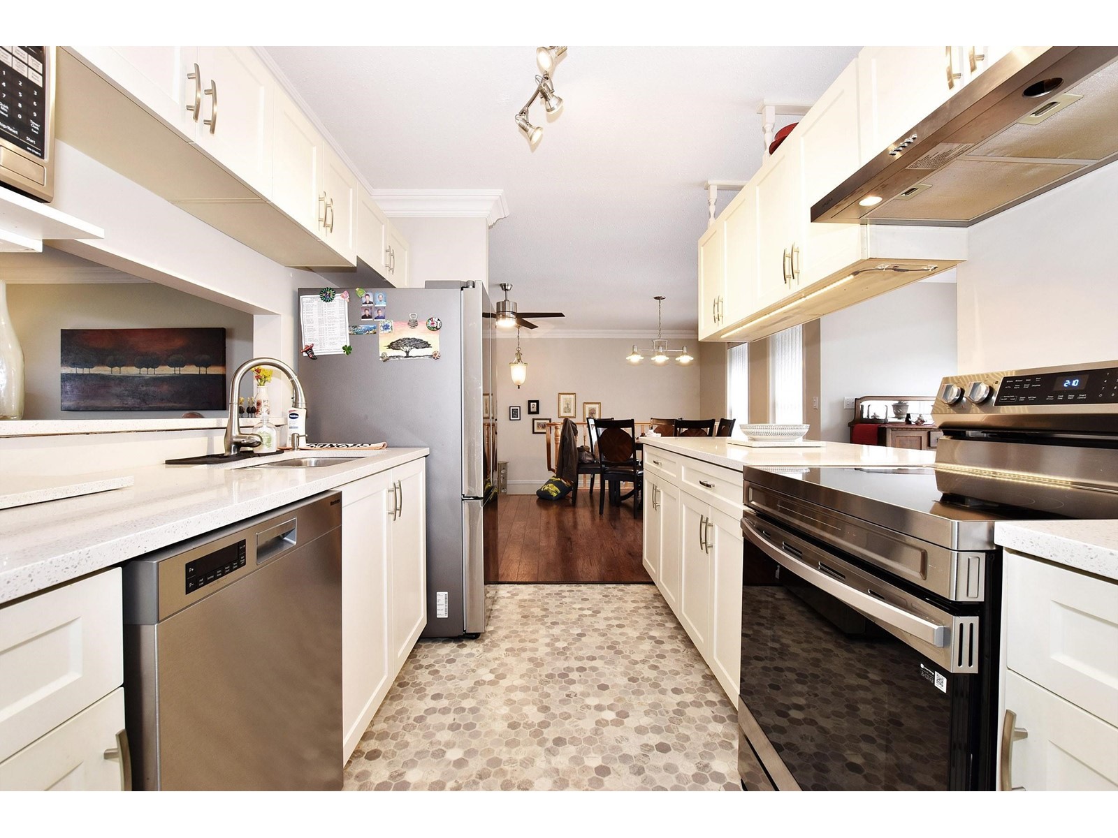 402 7500 Columbia Street, Mission, British Columbia  V2V 4C1 - Photo 10 - R2978006