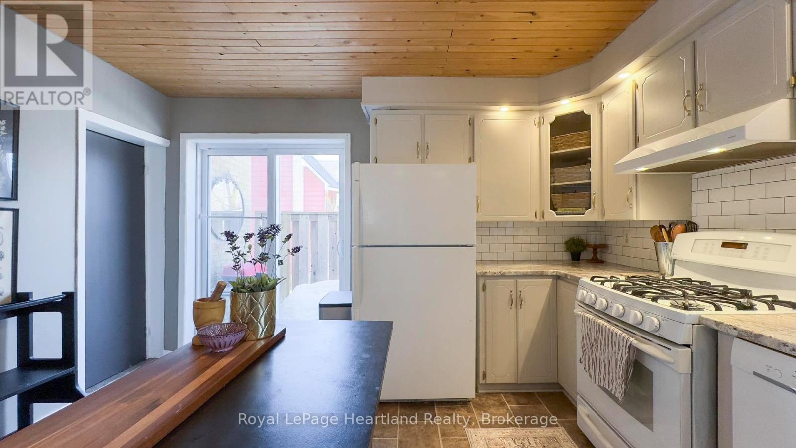 86 Oxford Street, Bluewater, Ontario  N0M 1X0 - Photo 36 - X12020193