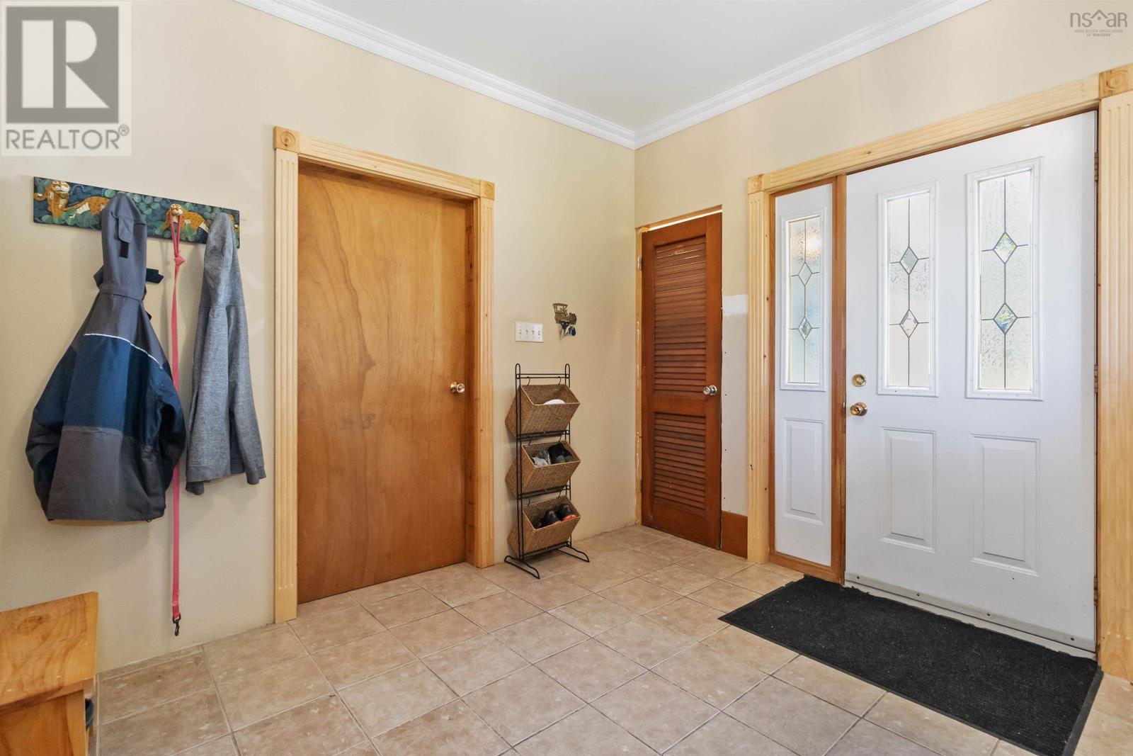 187 Hartz Point Road Road, Shelburne, Nova Scotia  B0T 1W0 - Photo 8 - 202504929