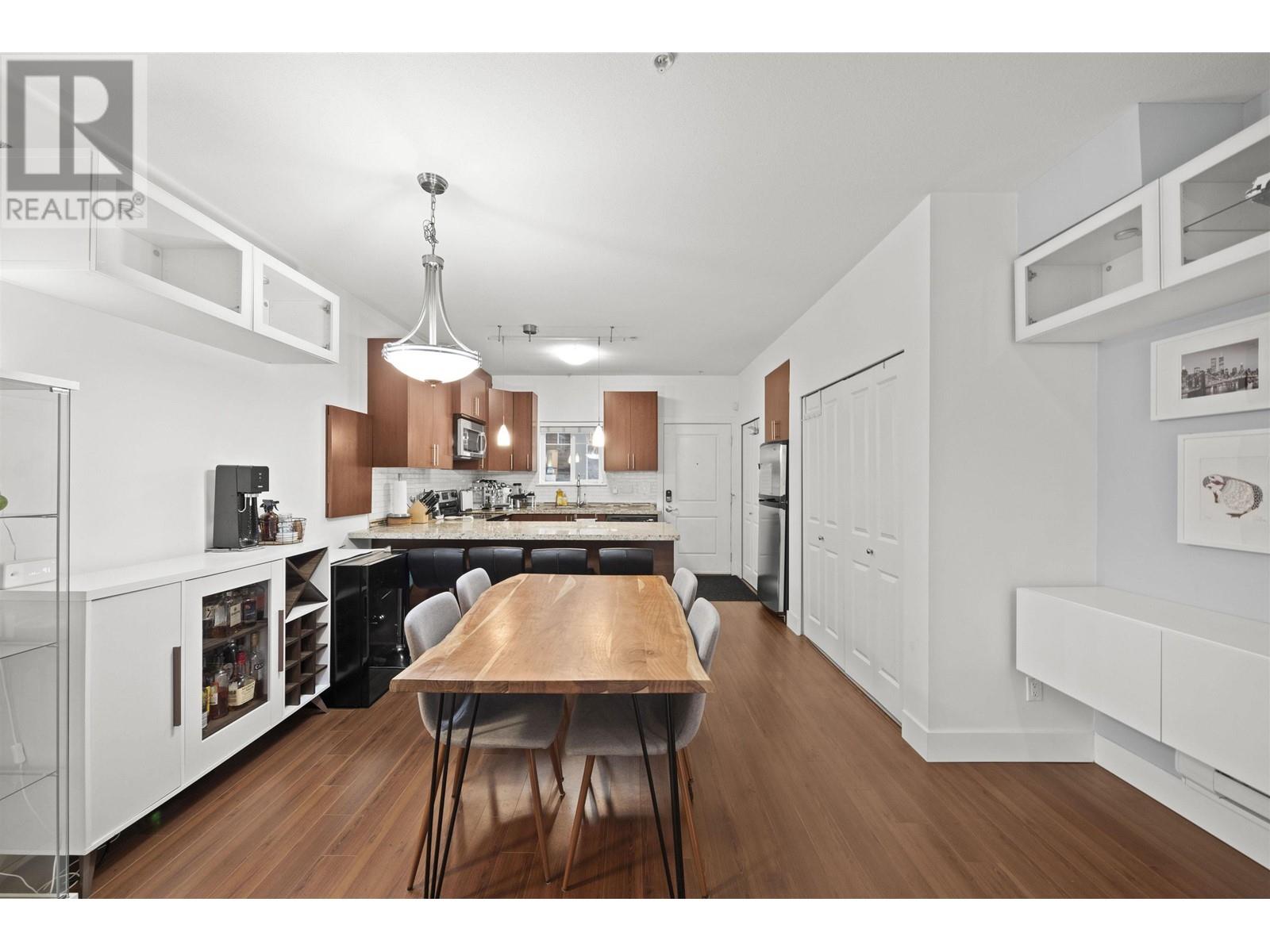 110 368 Ellesmere Avenue, Burnaby, British Columbia  V5B 3S9 - Photo 6 - R2977953