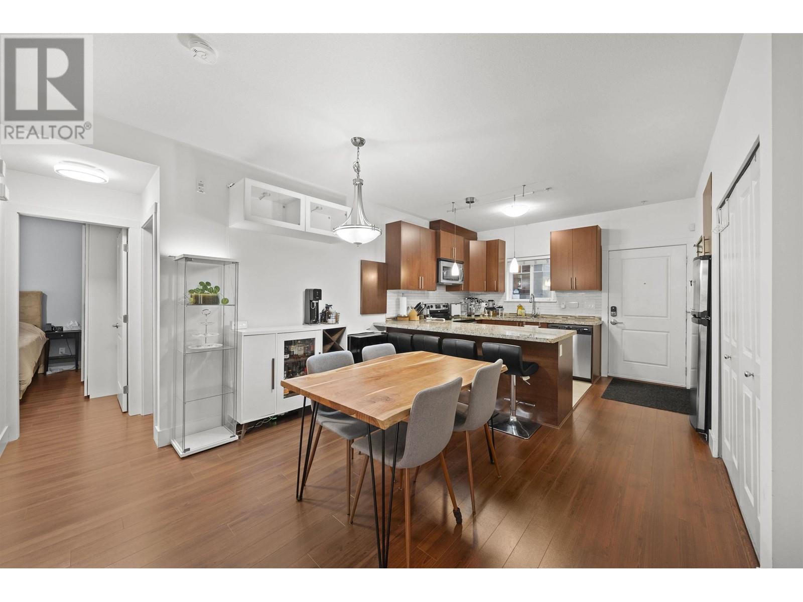110 368 Ellesmere Avenue, Burnaby, British Columbia  V5B 3S9 - Photo 5 - R2977953
