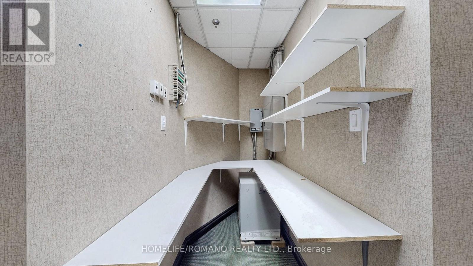 C1 - 800 Sheppard Avenue W, Toronto, Ontario  M3H 6B4 - Photo 10 - C11972152