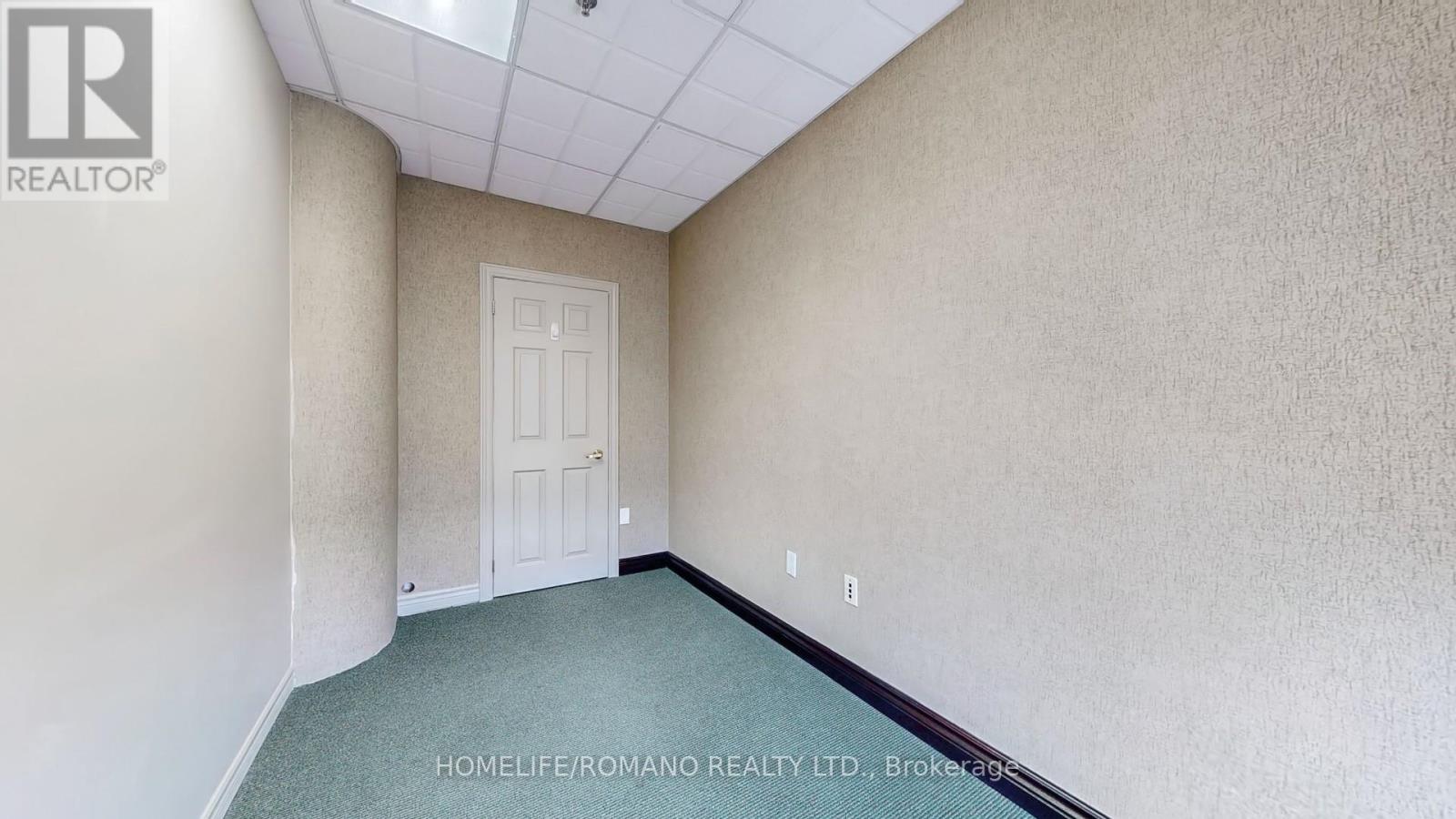 C1 - 800 Sheppard Avenue W, Toronto, Ontario  M3H 6B4 - Photo 14 - C11972152